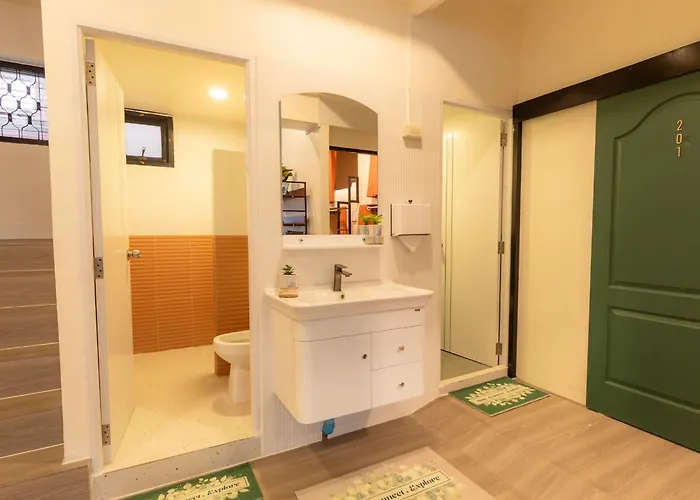 Hostel Social Pod Khao San *