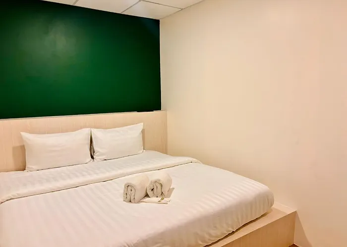 Social Pod Khao San Hostel