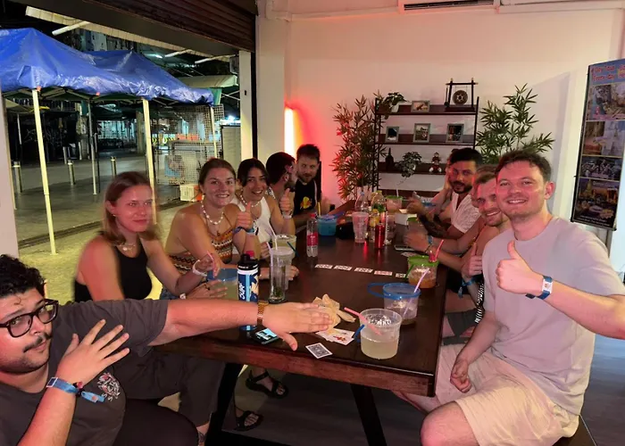 Hostel Social Pod Khao San