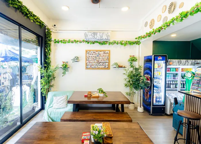 Hostel Social Pod Khao San *