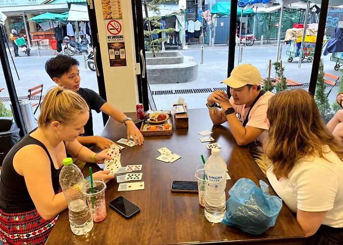 Hostel Social Pod Khao San